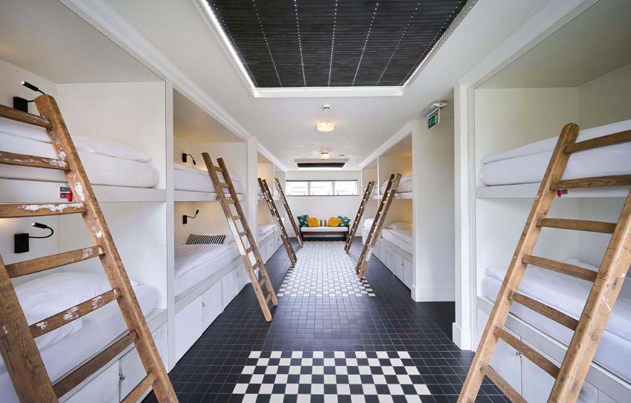 Hello I'M Local - Boutique Hostel Haarlem Exterior foto